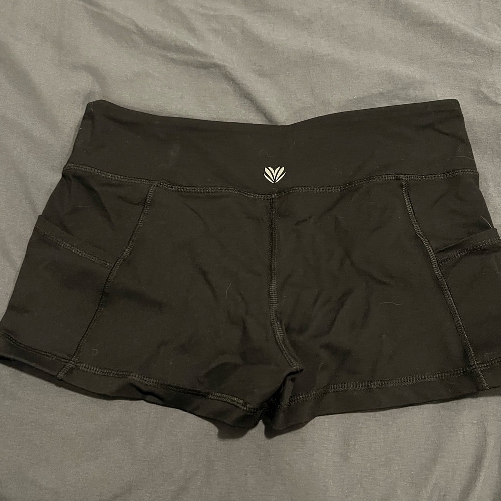 Forever 21 athletic shorts with pockets